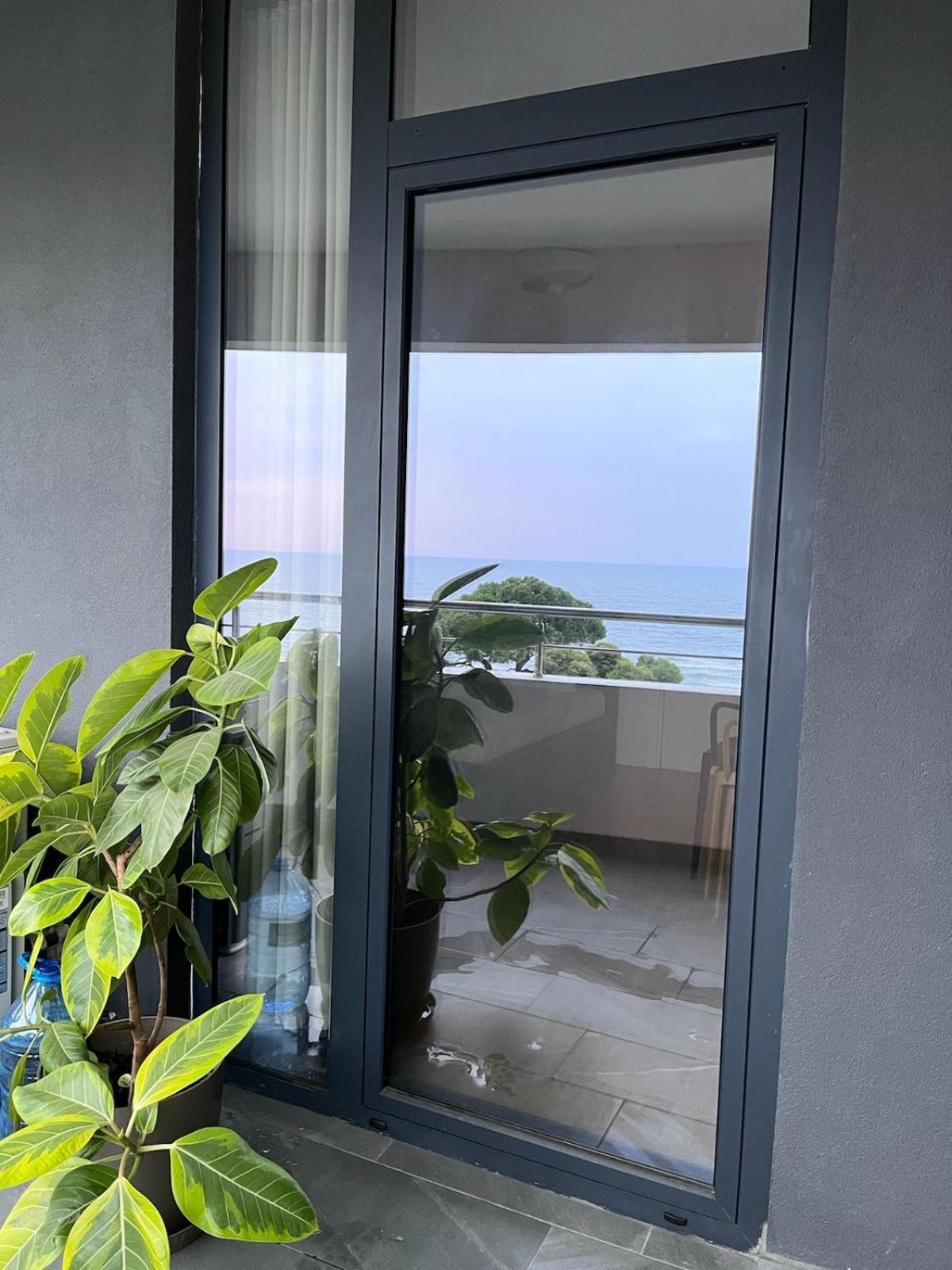 Hill Side Suite 4 By Ps Appartement Durrës
